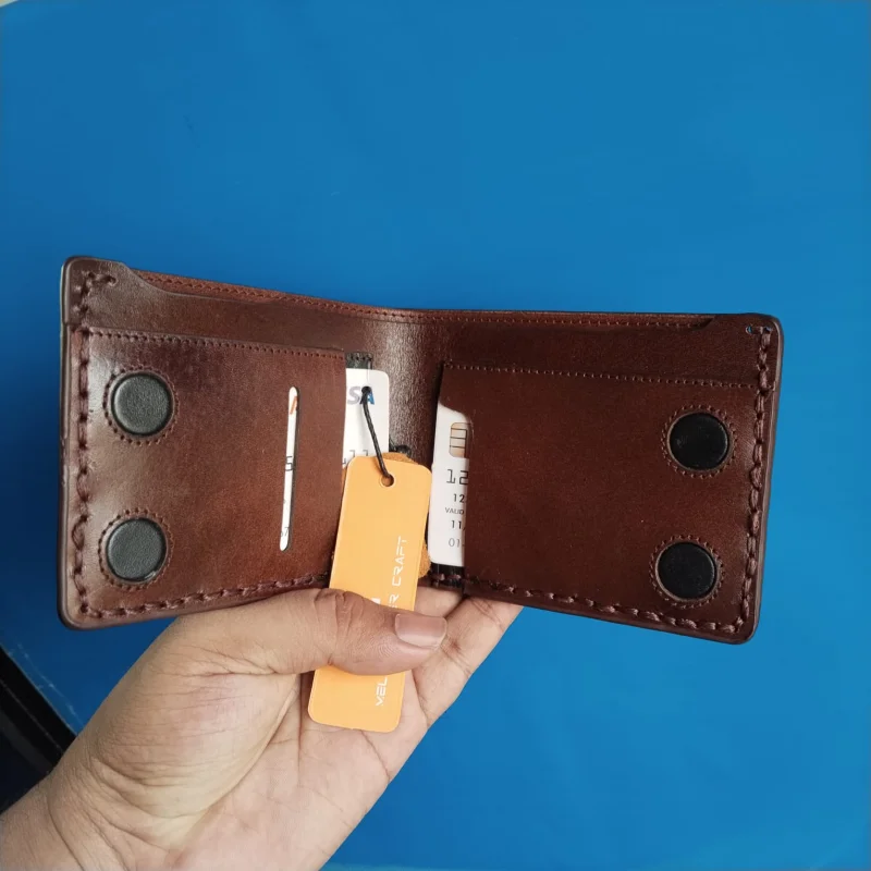 Pure Leather Minimalist Bifold Wallet - Handcrafted Slim Front Pocket Cardholder (Brown)